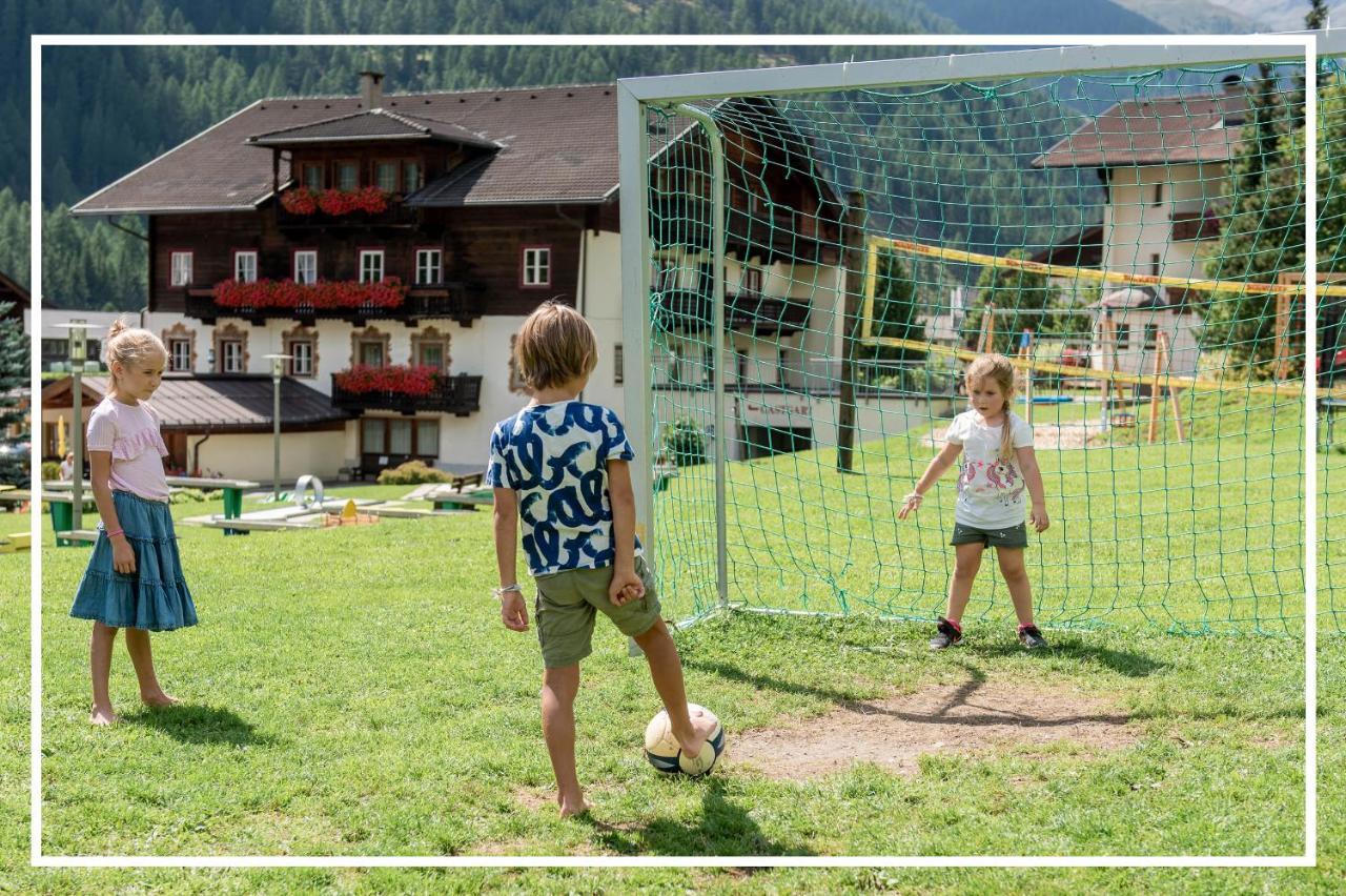 Design-Appartementhaus - Urlaubsresort Hafele Sankt Jakob in Defereggen Exterior foto